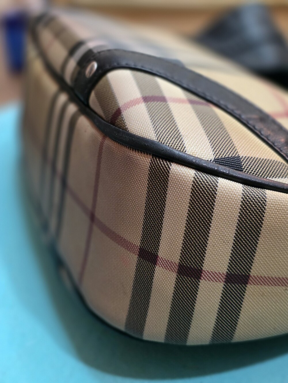 GENUINE BURBERRY PURSE SATCHEL GOOD PRE OWNED CONDITION SEE DESCRIPTION - Picture 17 of 17
